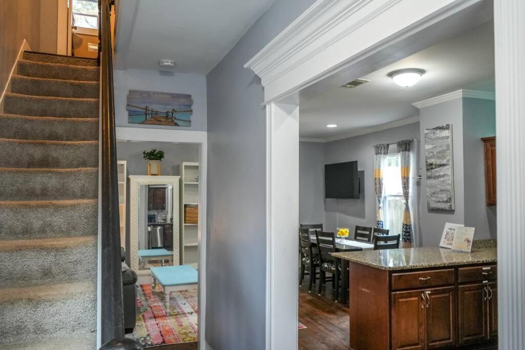 Villa Historic Coastal Haven- Pet Friendly Fast Wi-Fi Norfolk Exterior foto